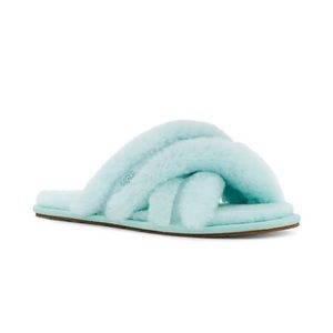 UGG | Scuffita slippers in Sky Blue